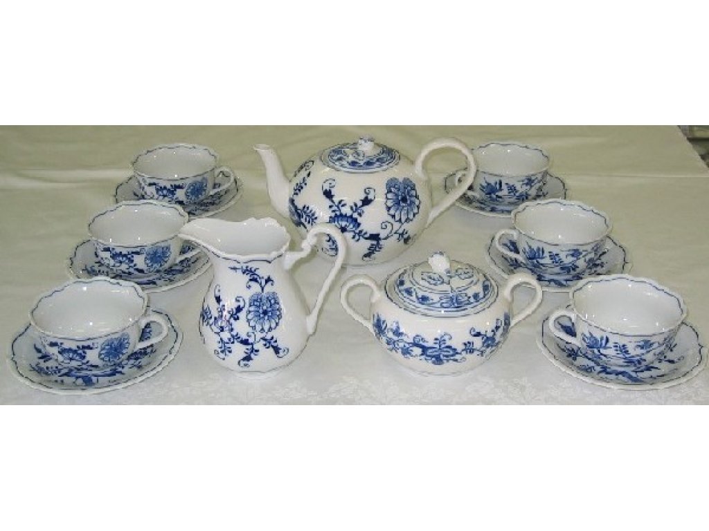 Zwiebelmuster Tea Set, Original Bohemia Porcelain from Dubi