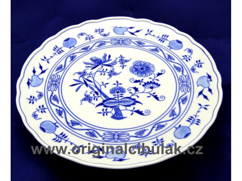Zwiebelmuster Cake Plate 31cm, Original Bohemia Porcelain from Dubi
