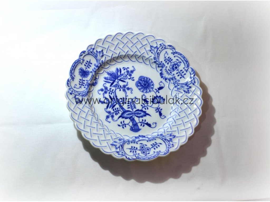 Cibulák talíř reliéfní 27 cm originální cibulákový porcelán Dubí, cibulový vzor,