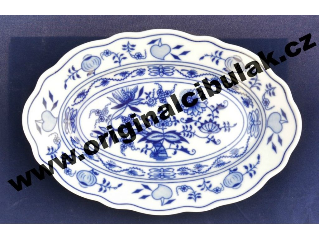 Cibulák green oval bowl 20 cm Czech porcelain Dubí