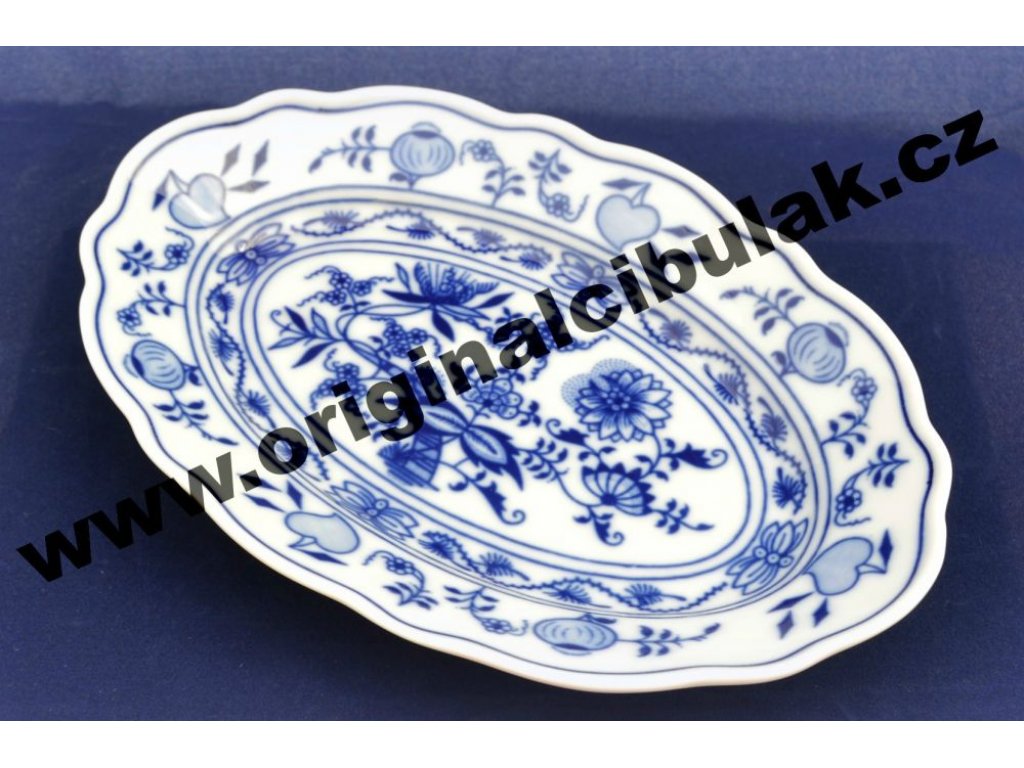 Cibulák green oval bowl 20 cm Czech porcelain Dubí
