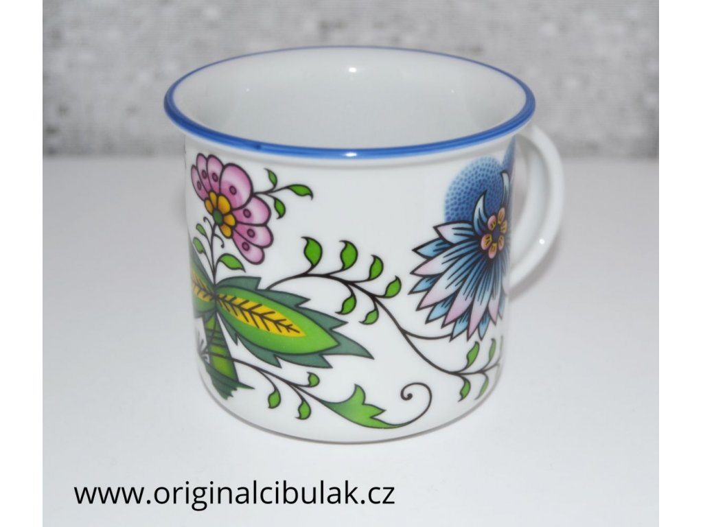 Zwiebelmuster  Footed Cup 0.12L, Original Bohemia Porcelain from Dubi