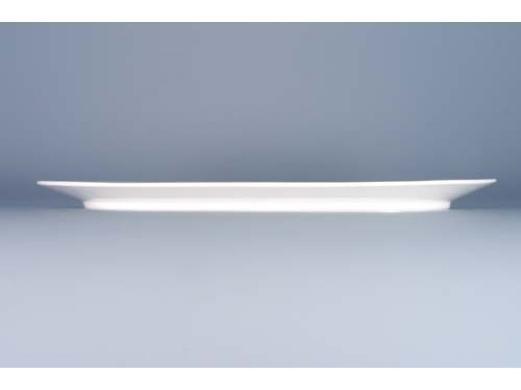 Zwiebelmuster Oval Dish,  Bohemia Porcelain from Dubi