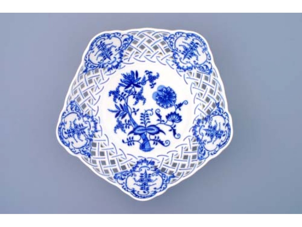 Zwiebelmuster Dish Pentagonal Perforated 24cm,  Original Bohemia Porcelain from Dubi