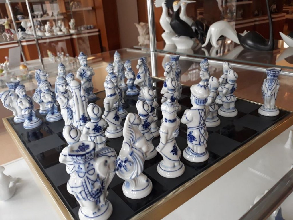 šachy cibulák originální český porcelán DUX Dubí