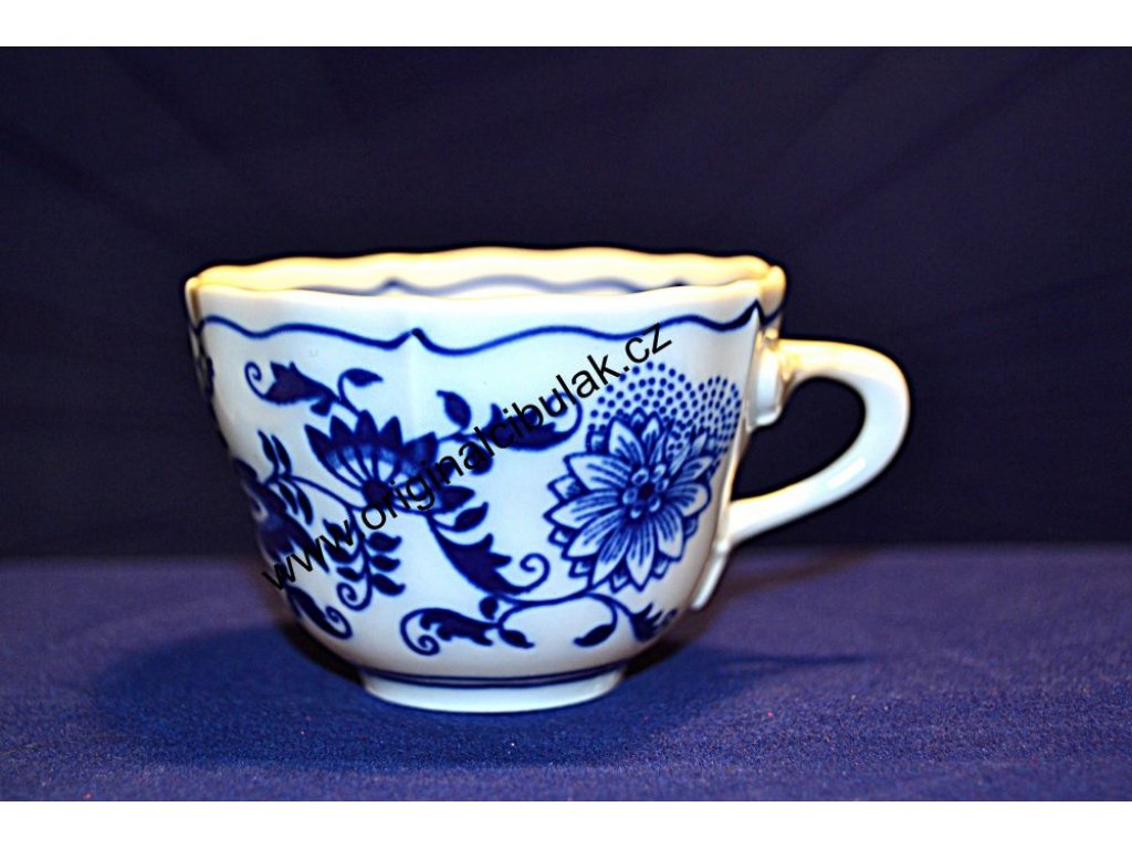 Zwiebelmuster Cup A wiith Saucer A 0.08L + 11cm, Original Bohemia Porcelain from Dubi