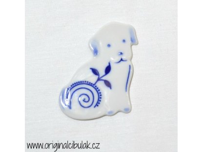 Cibulák Magnetka pejsek 6,3 cm, originální cibulákový porcelán Dubí, cibulový vzor,