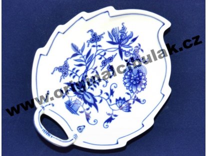 Zwiebelmuster  Leaf Dish 15cm, Original Bohemia Porcelain from Dubi