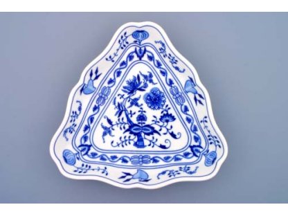 Zwiebelmuster Salad Dish Triangular 24cm, Original Bohemia Porcelain from Dubi