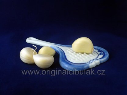 Cibulák strúhadlo na cesnak 15,5 cm cibulový porcelán originálny cibulák Dubí