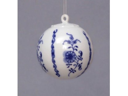 Zwiebelmuster Christmas Ornamet Ball, Original Bohemia Porcelain from Dubi