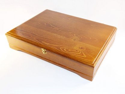 Dřevěná kazeta 51 x 36 cm na luxusní cibulákové příbory   Náhradní díl samostatná  krabice bez příborů