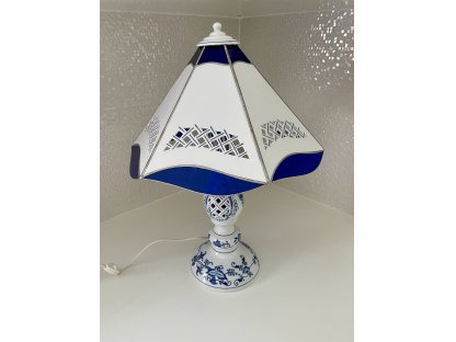 Zwiebelmuster Lampe durchbrochen mit Buntglasfensterchirm  Original Bohemia Porzellan aus Dubi