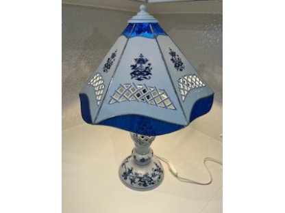 Lampa cibulák prolamovaná se stínítkem vitráž originální český porcelán Dubí