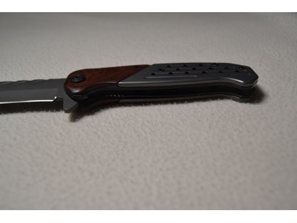 nůž ocelový 22 cm  šedý