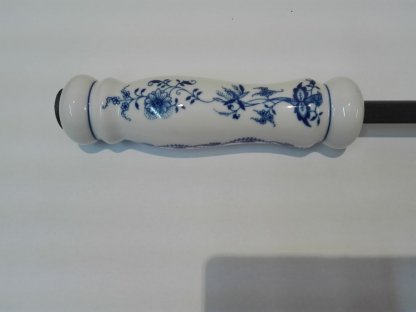 Zwiebelmuster Porzellangriff für den Kaminwerkzeug Original Bohemia Porzellan aus Dubi