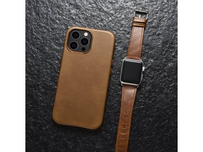 Kryt iPhone 13 Pro Max Oil Wax Premium Leather Magsafe Back Case(6,7") hnědý