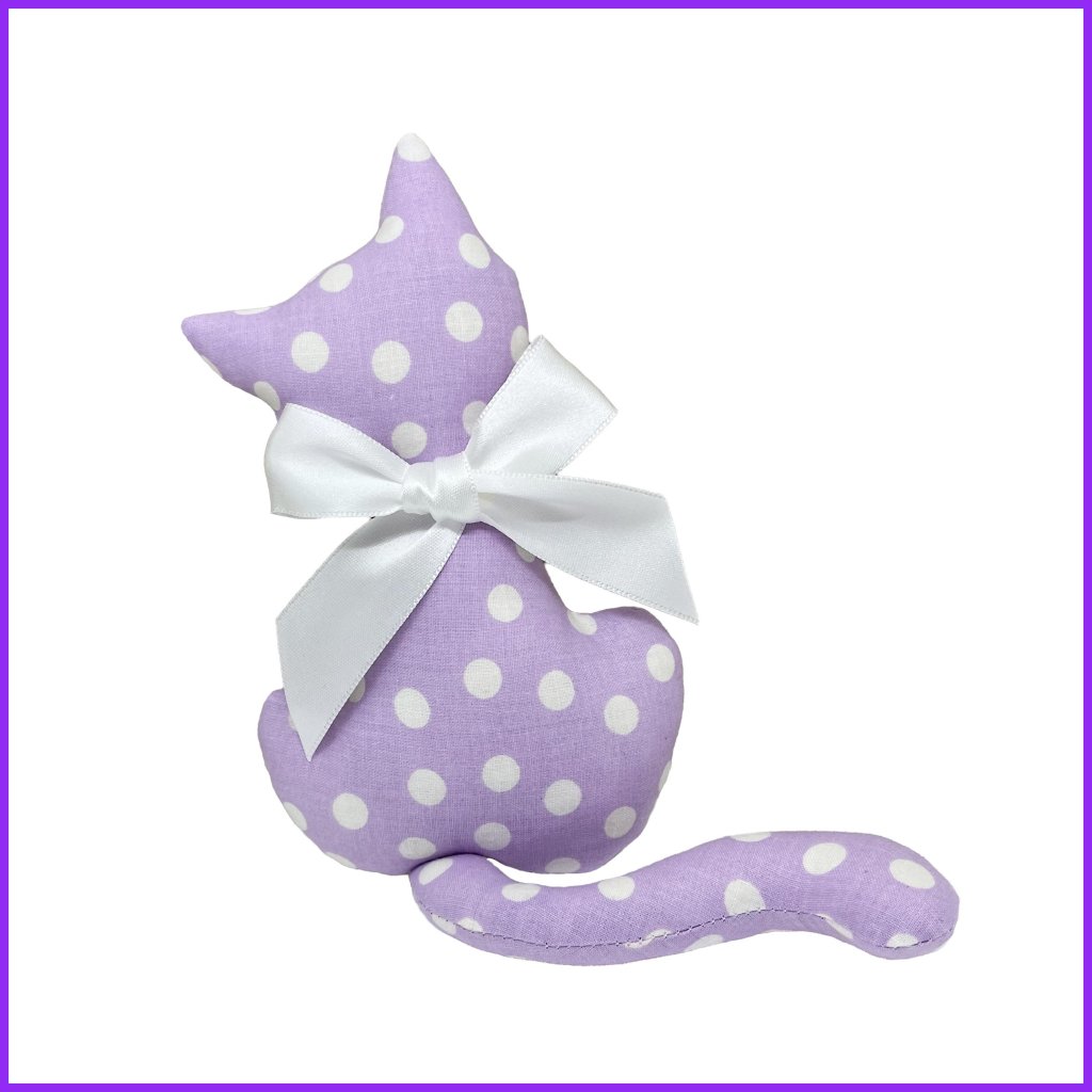 Cat with lavender + heart pendant - purple polka dot