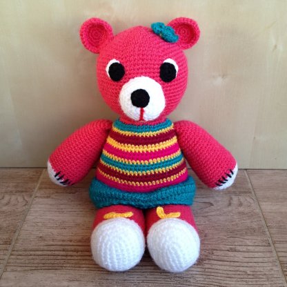 Big crocheted bear