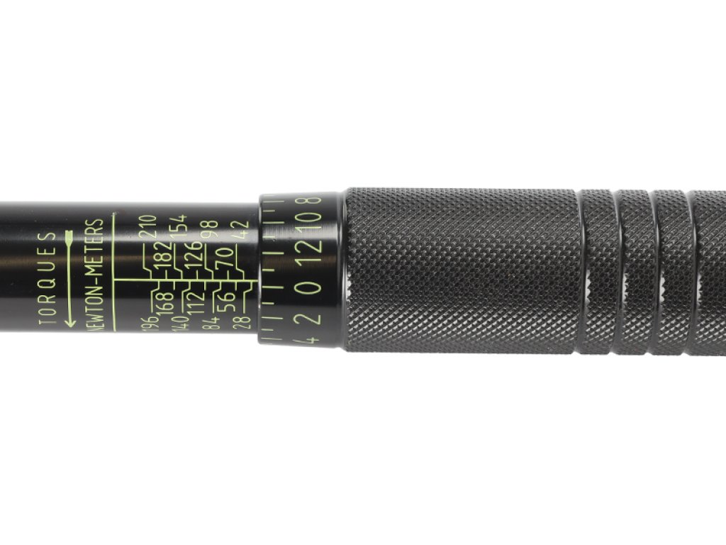 Momentový klíč 28-210 Nm, 1/2" + nástrčné klíče 17, 19 a 21 mm + prodloužení 125 mm, kalibrační certifikát
