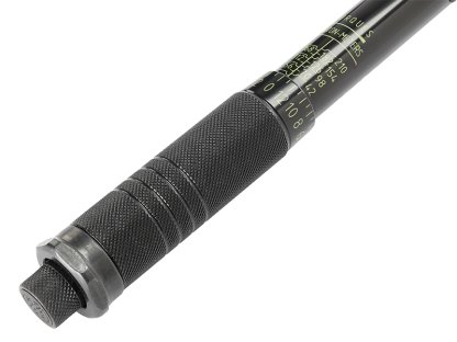 Momentový klíč 28-210 Nm, 1/2" + nástrčné klíče 17, 19 a 21 mm + prodloužení 125 mm, kalibrační certifikát