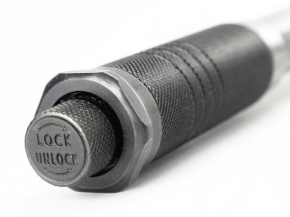Momentový klíč 28-210 Nm, 1/2" + nástrčné klíče 17, 19 a 21 mm + prodloužení 125 mm, kalibrační certifikát