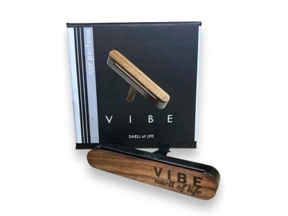 vibe-drevena-vune-do-auta-la-vie-est-belle