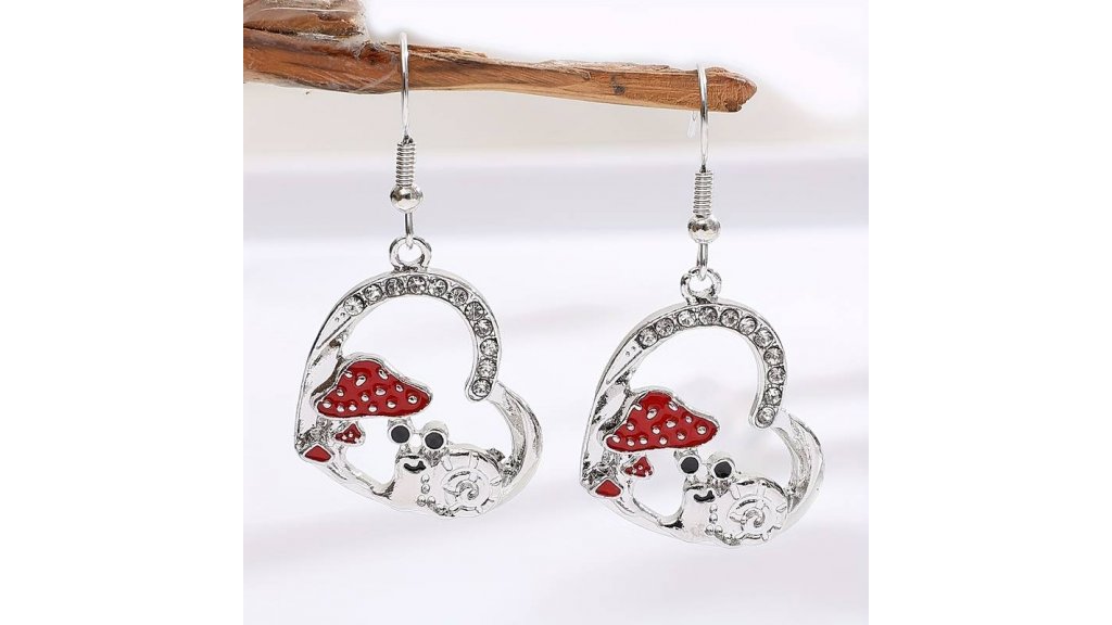 Necklace and earrings set - snail in heart