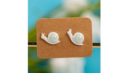 Ceramic earrings snail antiallergenic different colors