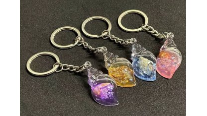 Keychain with shell