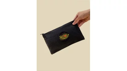 Cosmetic bag with snail design