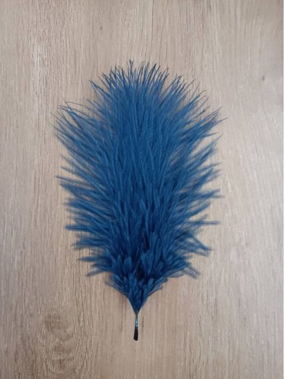 Pštrosí peří tmavě modré 12 - 20 cm