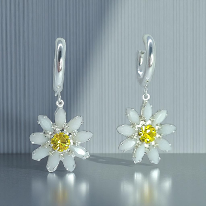 Křišťálové náušničky DAISY ring