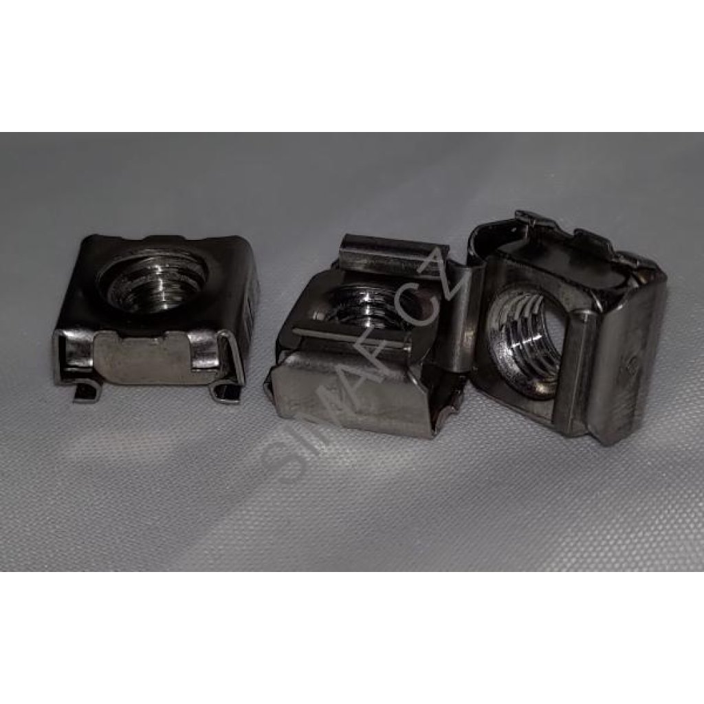 Matice v kleci M6 pro díru 8,3x8,3