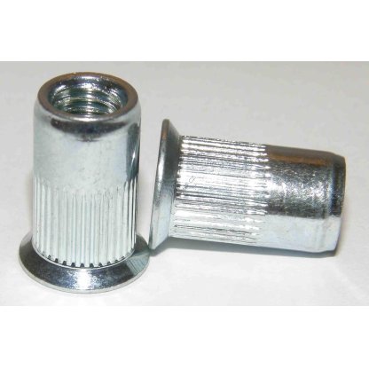 Nýtovací matice M12 SERBLOC