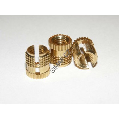 Zálisek do plastu typ TR M3x4.0