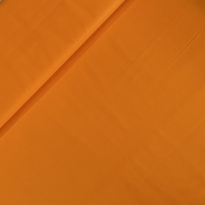 Oranžová