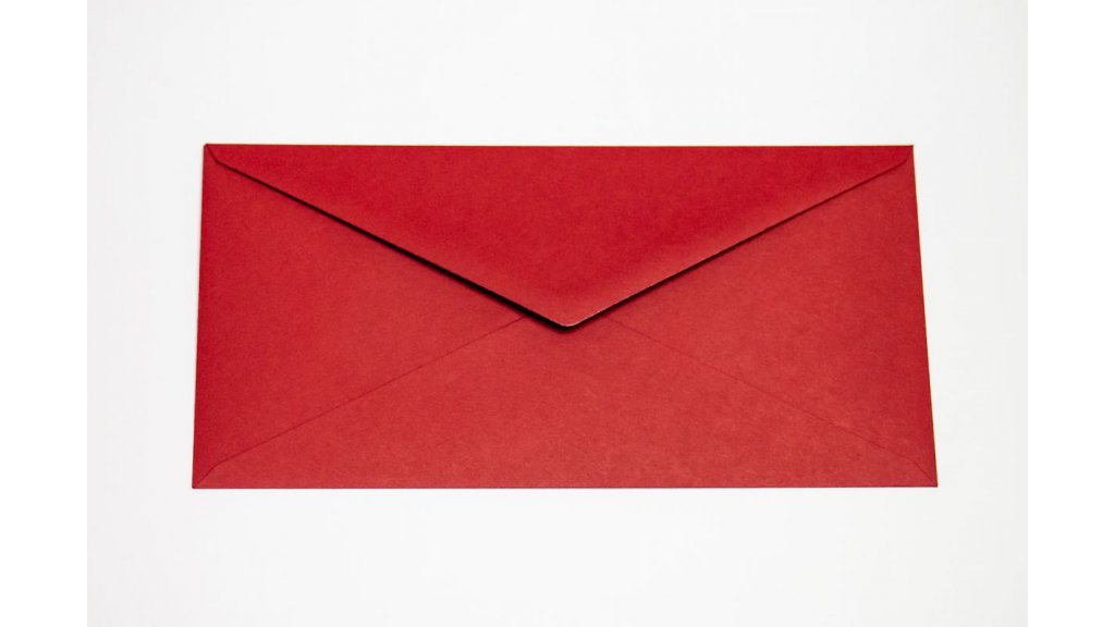 Silné obálky DL na svatební oznámení - tmavě červené