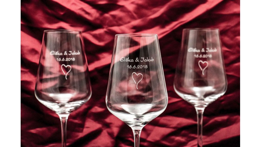 Svatební skleničky na víno se jmény - Sandra