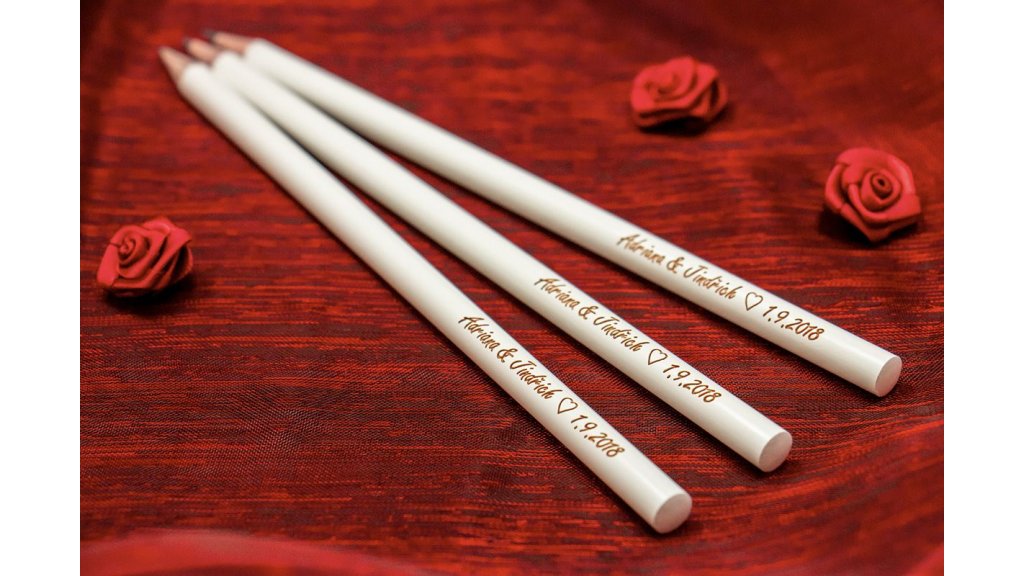 Svatební tužky se jmény - máčené v laku