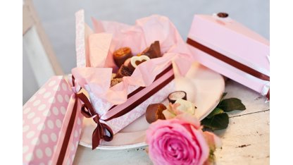 Krabičky na výslužky - růžové vintage
