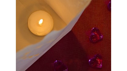 Srdcová lucerna na svíčku s monogramy - stolní