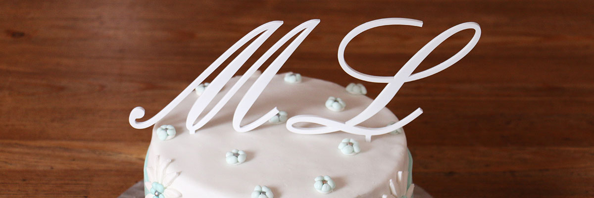 Písmena na svatební dort