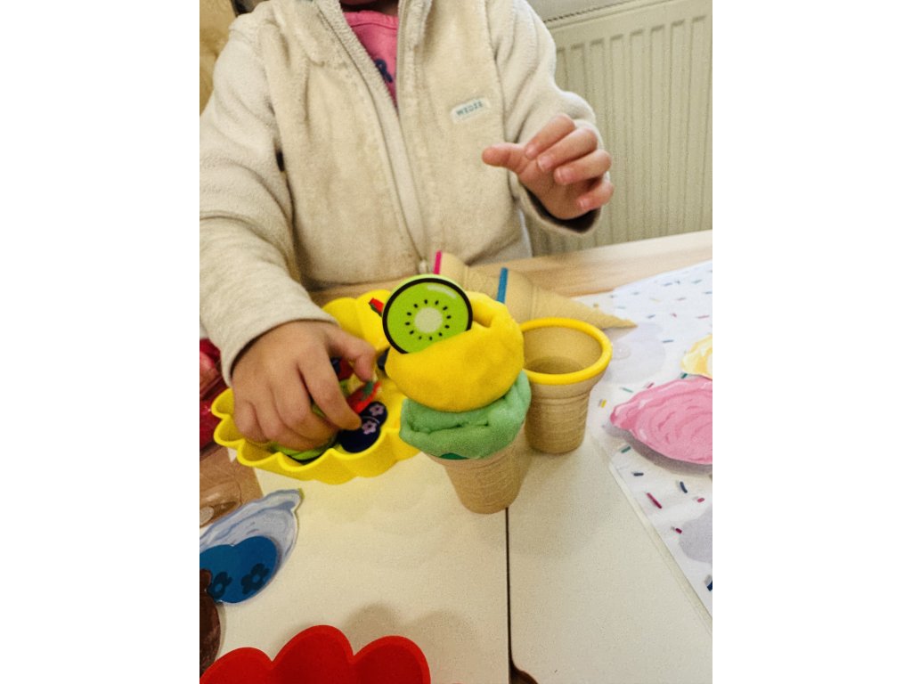 Doplňky ke hře na jídlo – sada pro zdobení zmrzlin, cupcaků a dortů