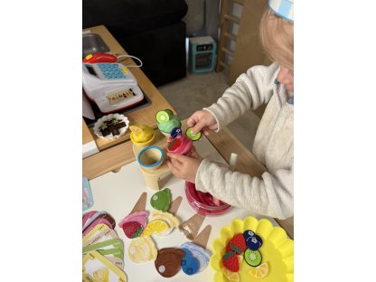 Doplňky ke hře na jídlo – sada pro zdobení zmrzlin, cupcaků a dortů