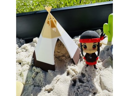 Teepee – rekvizita do malých světů (výška 12 cm)