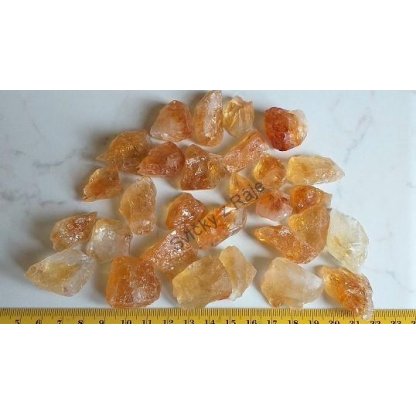 Citrín surový 2 cm