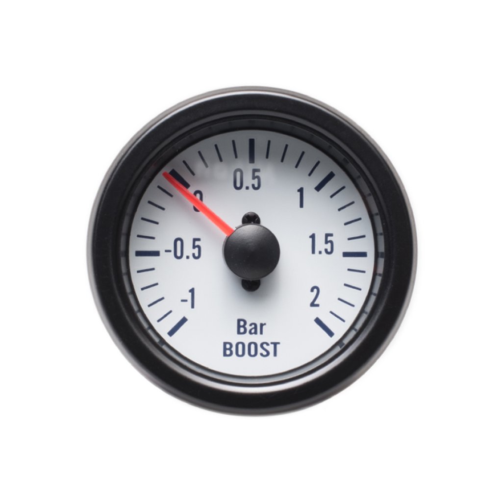 Autogauge palubní přístroj - tlak turba s bílým podkladem