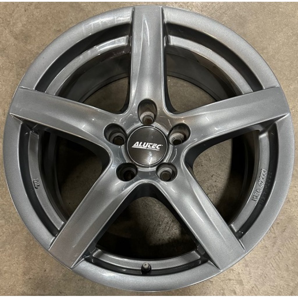 Bazar. disky 7,5x17 5/112 ET35 Alutec, průměr 70,1 jako nové