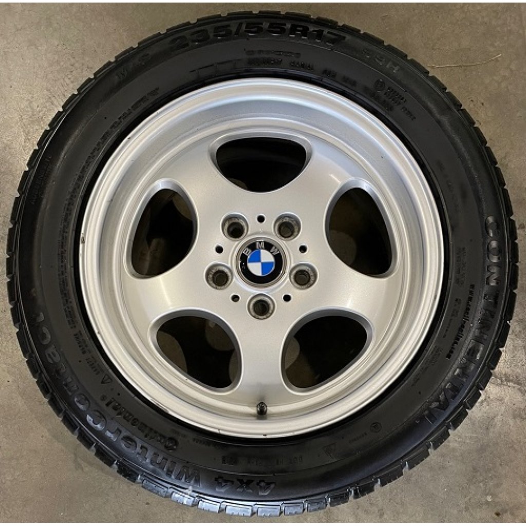 Bazar. komplety 8,0x17 5/120 ET46 BMW original, zimní pneu 235/55R17 99H Continental 4x4